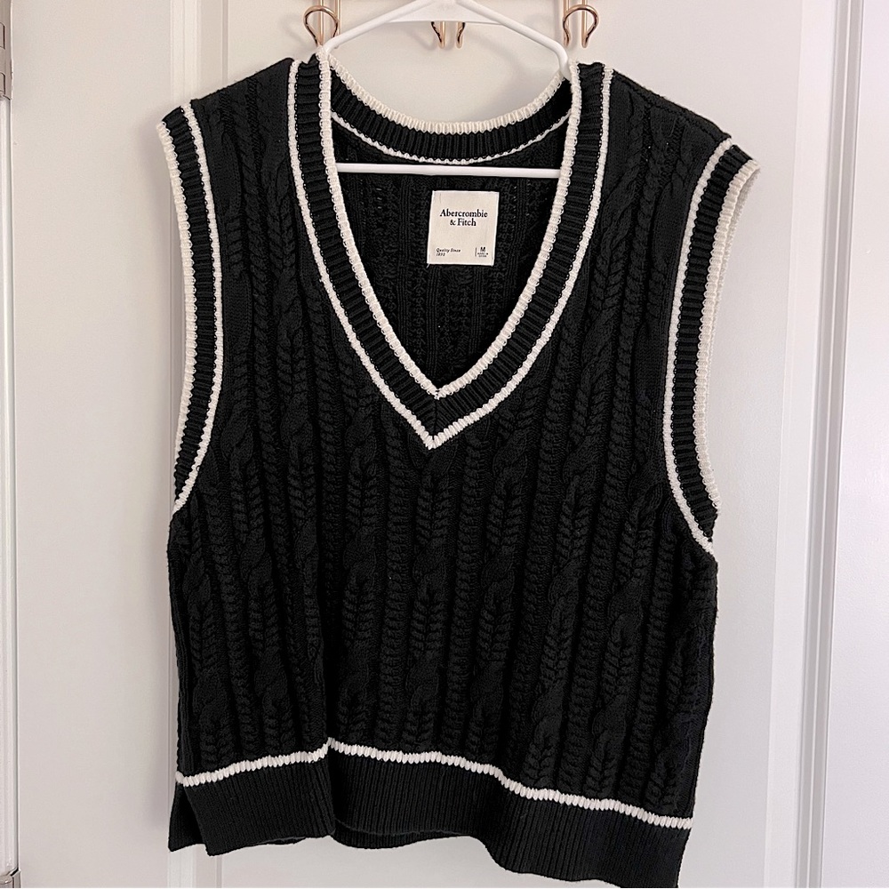 ABERCROMBIE VEST